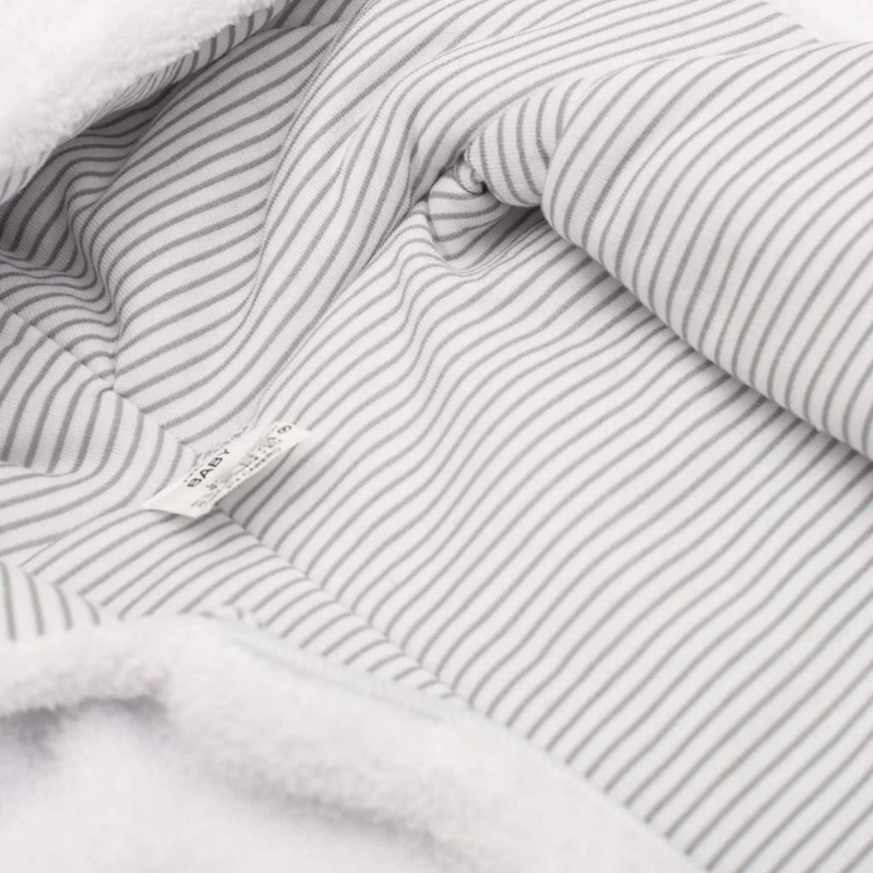 Luxus baba téli kezeslábas New Baby Snowy collection