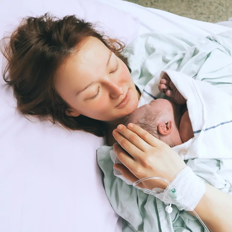 ANYÁS SZÜLÉS SZETT – NORMÁL kórházi csomag a szülőszobára
